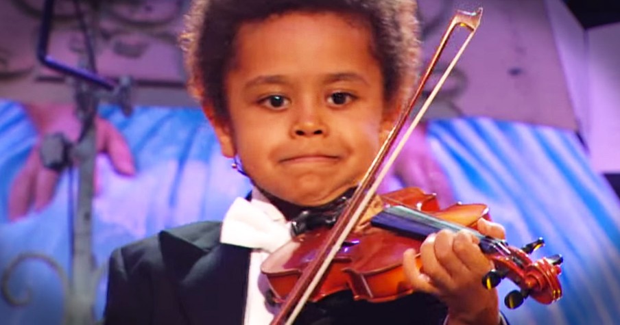 Akim Camara Is A 5-Year-Old Violin Prodigy