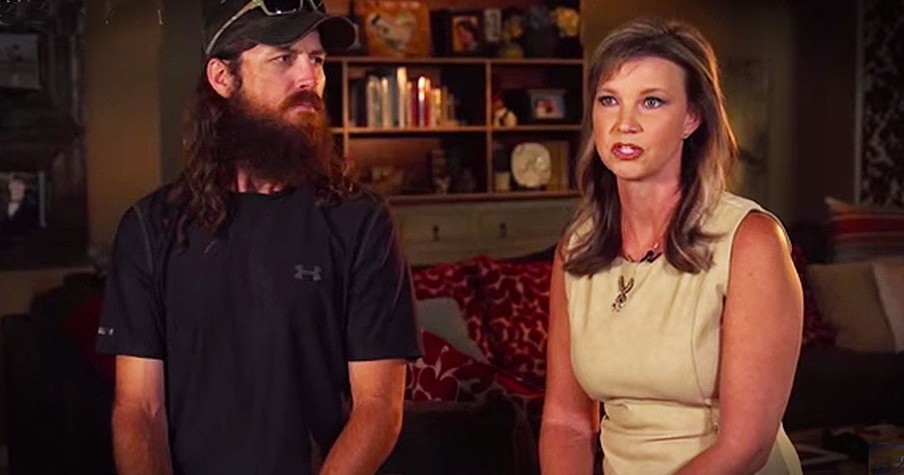 Jase and Missy Robertson Talk Miscarriage And Difficult Pregnancy