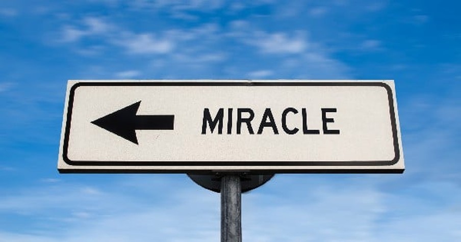 Here Are 7 Miracles You Have To See To Believe. God Must've Had Big Plans For These Folks!