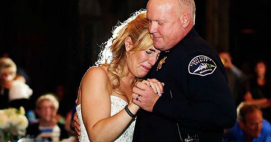 Bride Honors Her Police Officer Dad Who Was Shot And Killed In The Line Of Duty