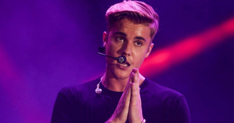 Justin Bieber Christian Faith: Singer Says God Is At Work In His Life