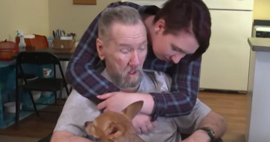 Navy Vet Fights Alzheimer's While His Family Faces Crisis of Their Own