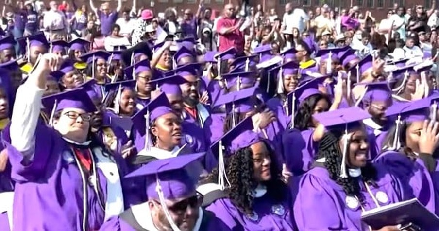 College's Graduating Class Gets Surprise of a Lifetime - a Stranger Paying Off Student Debt