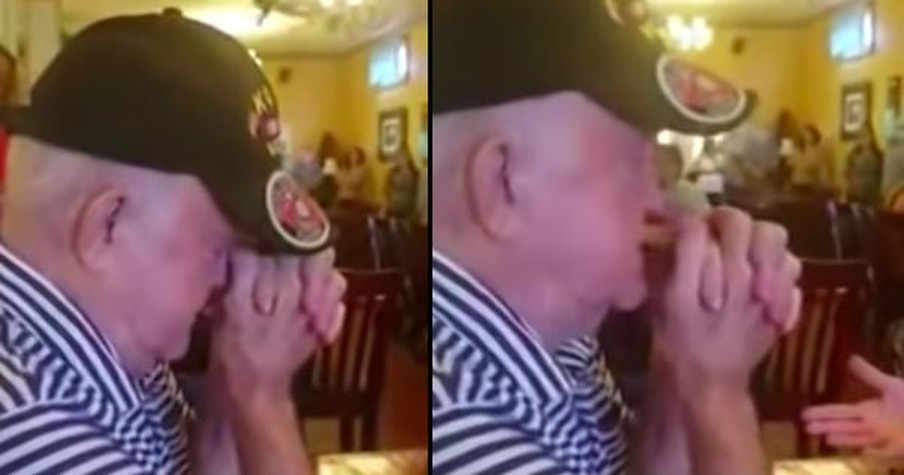 Restaurant Sings 'Amazing Grace' To Dying Veteran During Last Meal And Then He's Gone