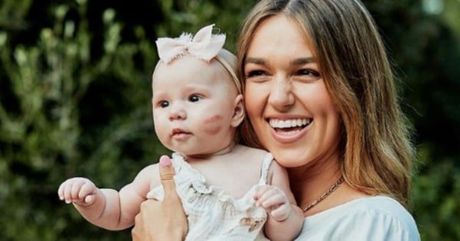 Sadie Robertson Was Body-Shamed After Having Her Baby But She's Not Having It