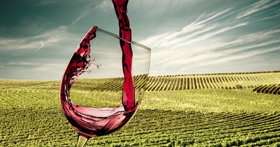 Is it Wrong for Christians to Drink Alcohol?