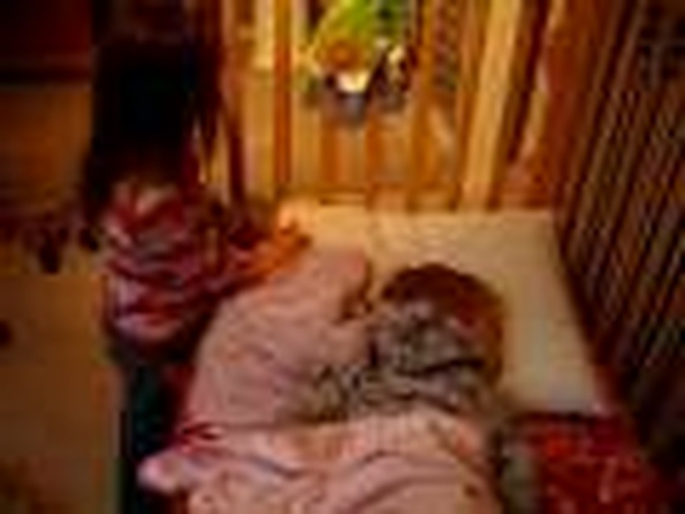 Savannah waking up Kylie