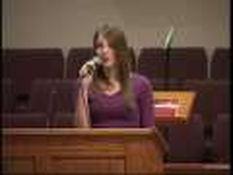 Jessica Hardcastle singing "Completely"