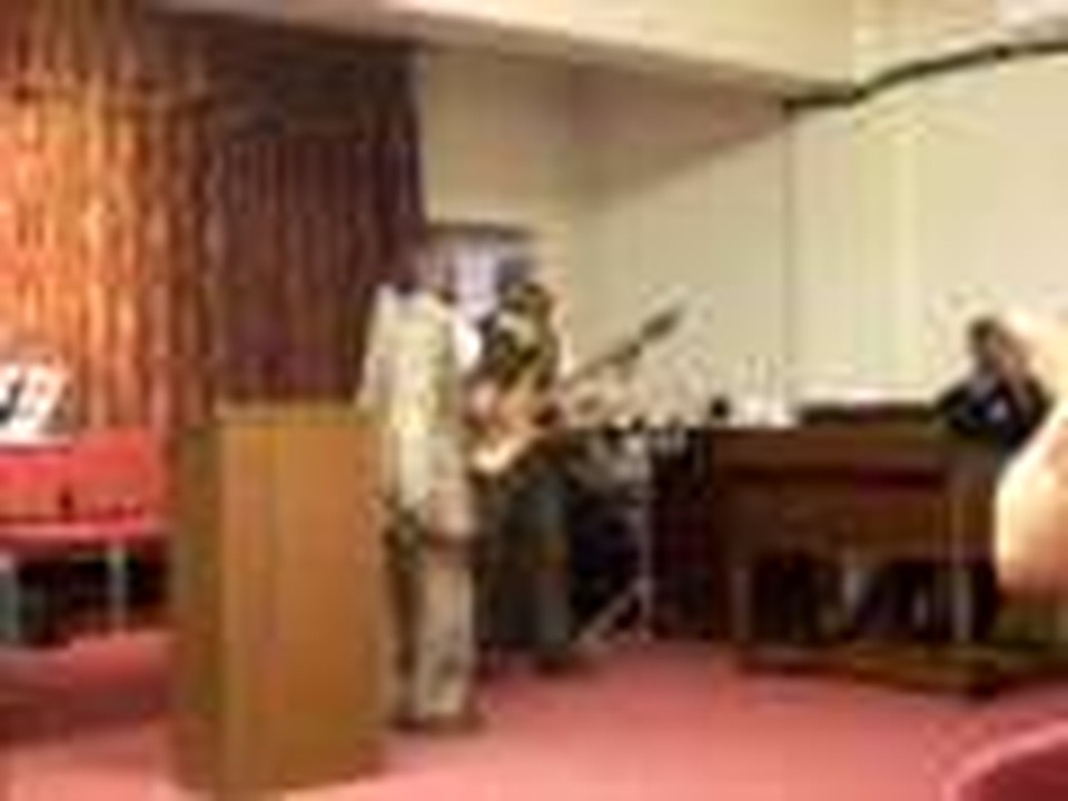 Sunday Praise and Worship 10/19/08