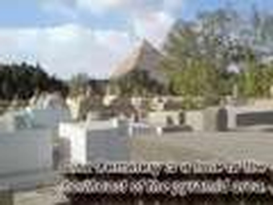 There is a HUGE limerock quarry on the Giza Plateau where the stones came from