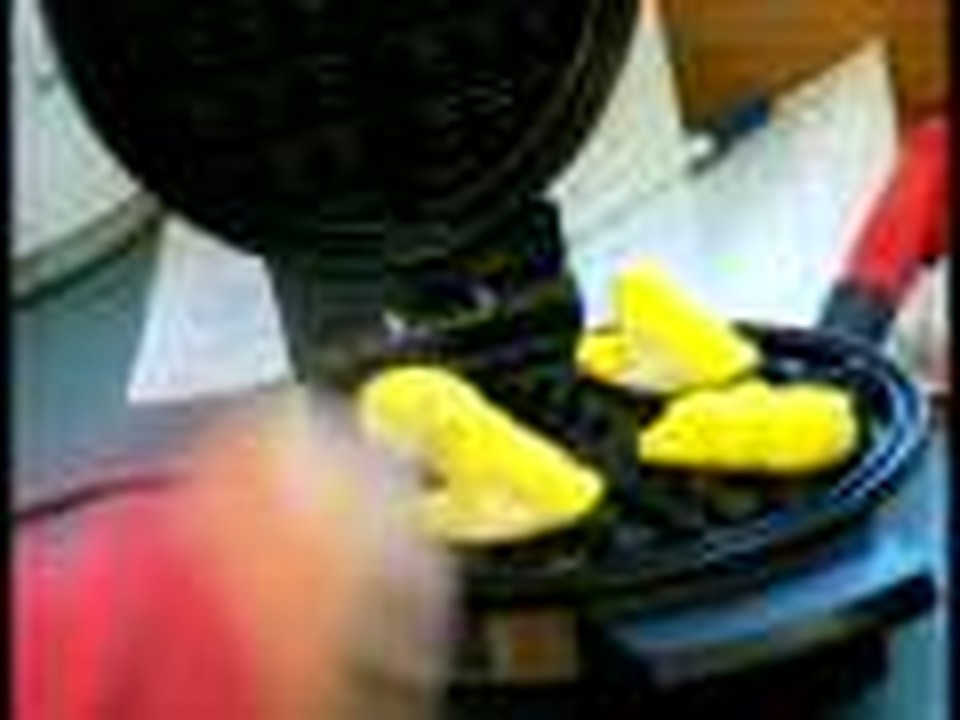 Peep Off 2008 "The Waffle Iron"