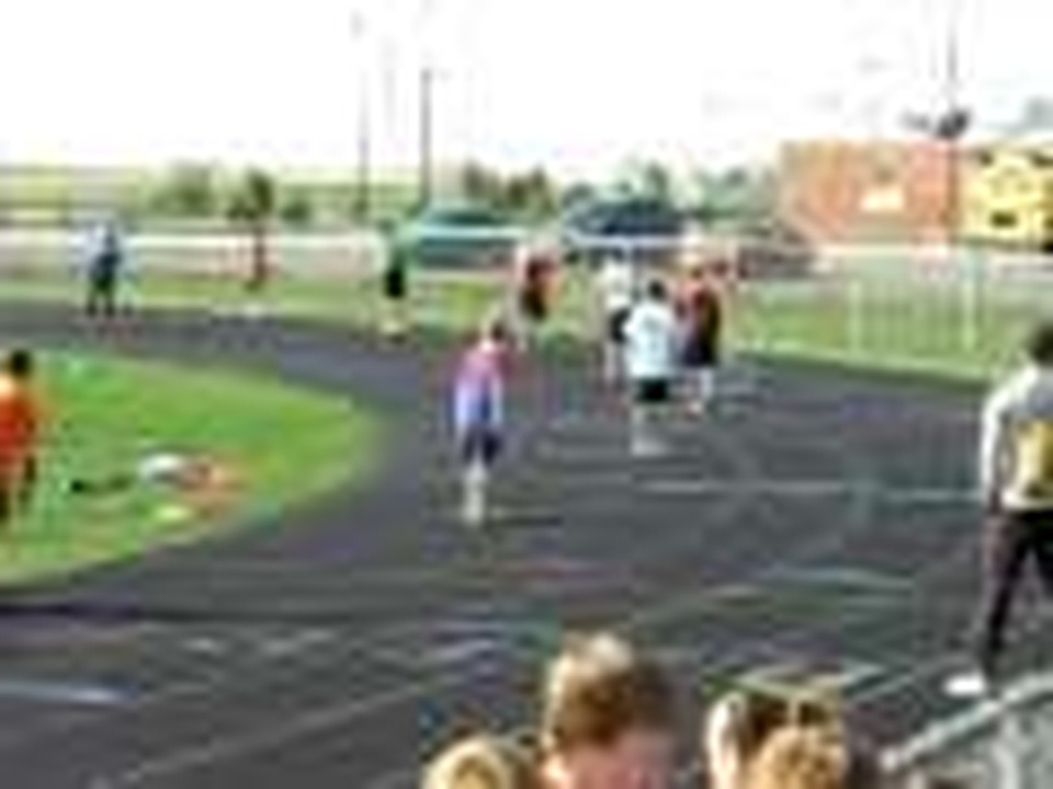 400 m dash heat 2