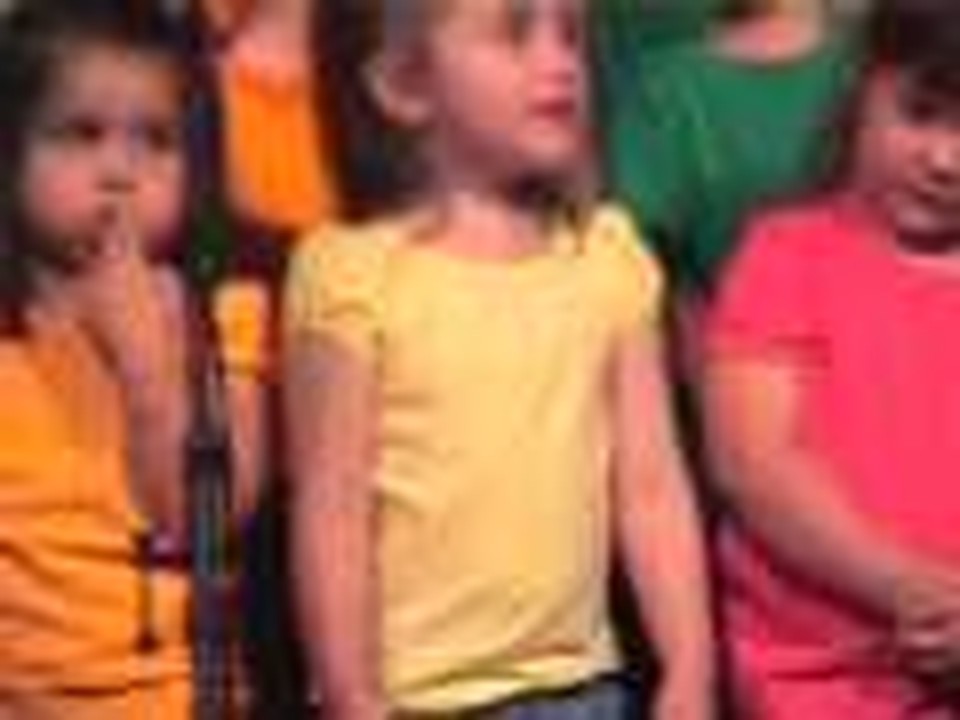 Hope Singing "I Can Only Imagine"