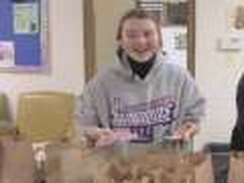 Teen Fast Helps Hunger
