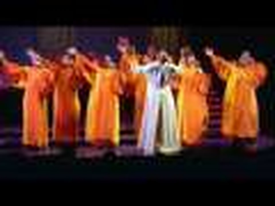 Harlem Gospel Singers - Go Down Moses