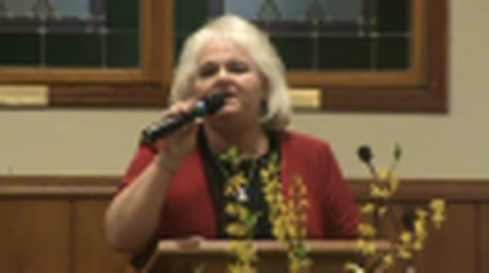 PGBC Linda Cockrell the ancor holds