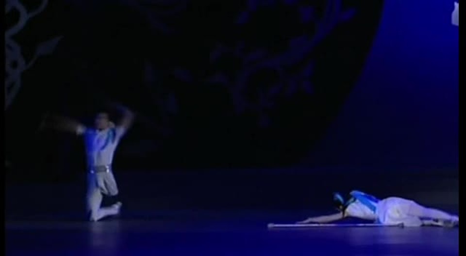 Amazing Dance - Man Without Leg and Woman Without Arm