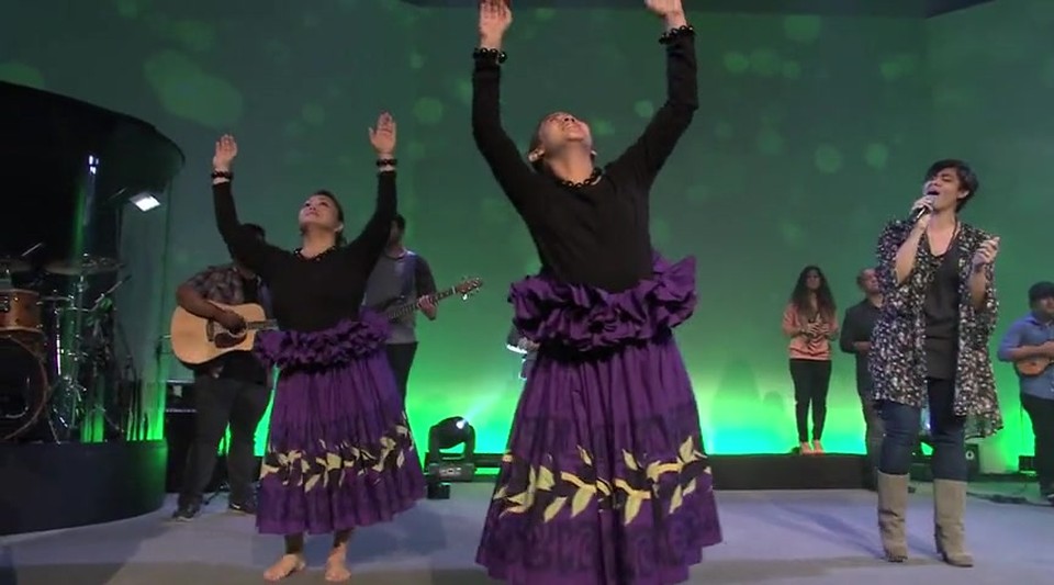 This is Most Beautiful Worship Experience Ever - New Hope Oahu - How We Worship
