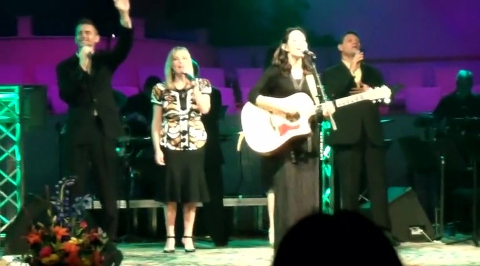 You Revive Me- Christy Nockels, Aloma Church, 10/20/13