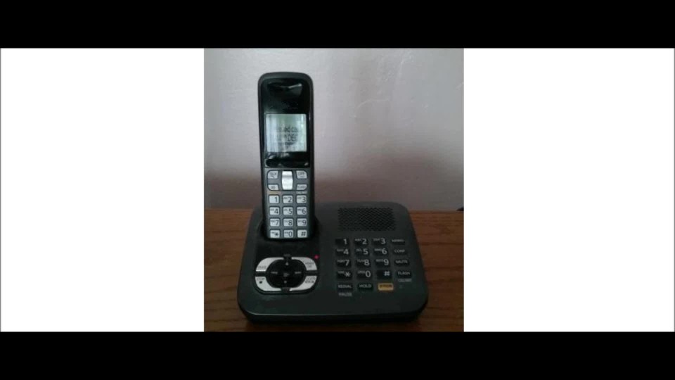 Answering Machine by EmCaSa