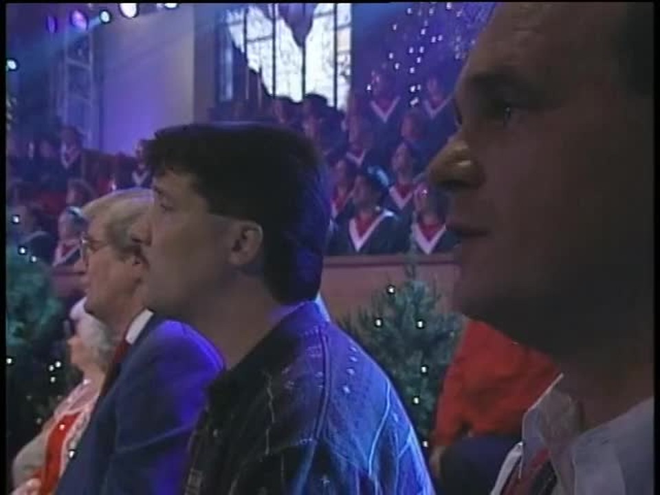 Bill & Gloria Gaither - C-H-R-I-S-T-M-A-S