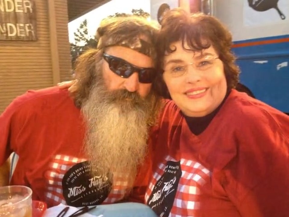 Duck Dynasty Phil and Kay's Anniversary Slideshow - 'You Have Each Other'