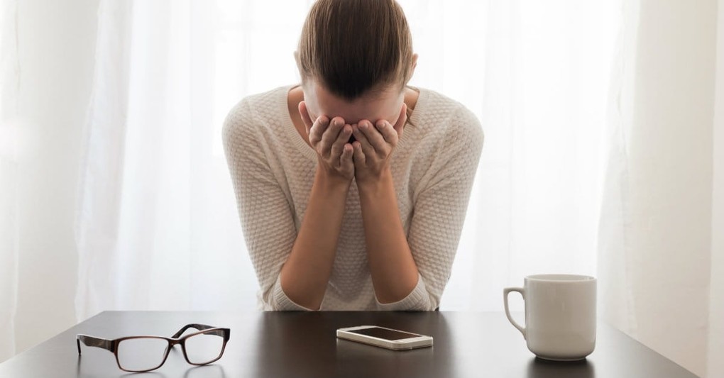 10 Promises of God to Cling to When Life Takes a Turn