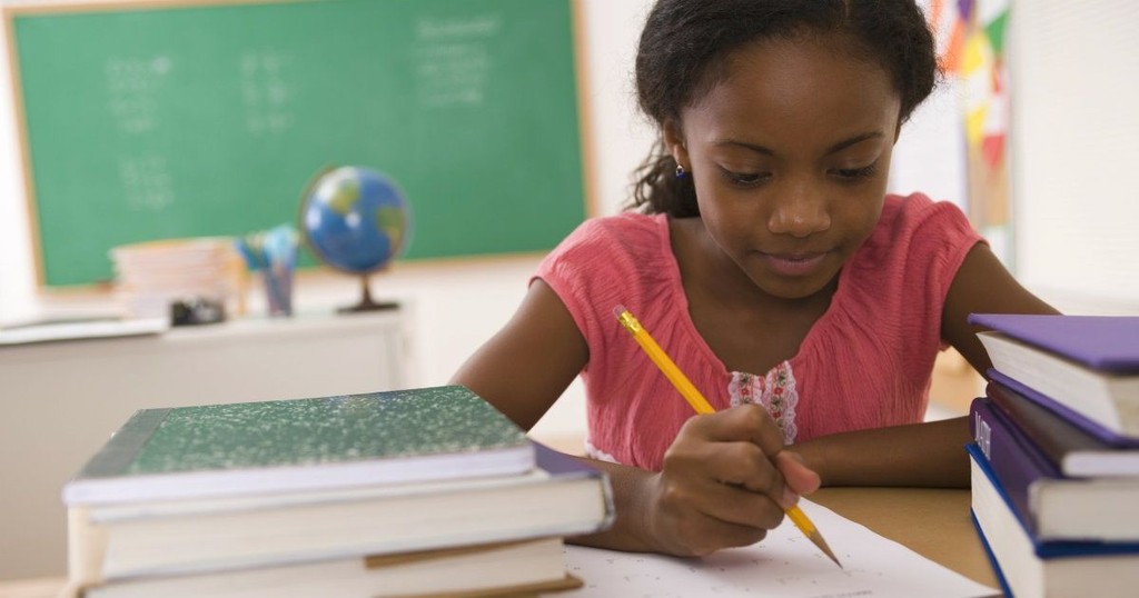 10 Verses Your Kids Should Know before School Starts