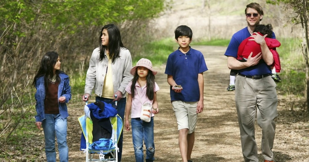 How to Make a Life-Giving Home: 10 Things We Do Each Week