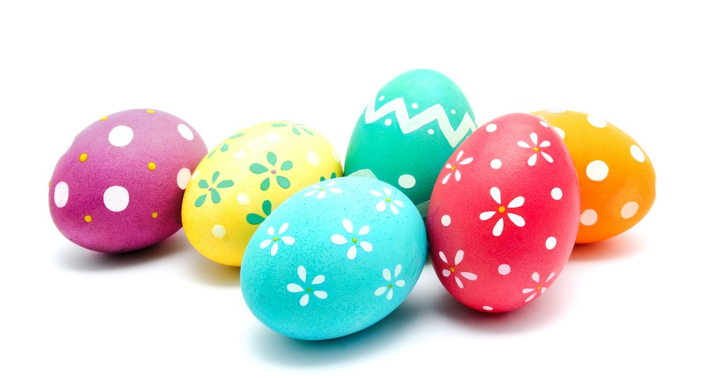 7 Hacks for Decorating Easter Eggs