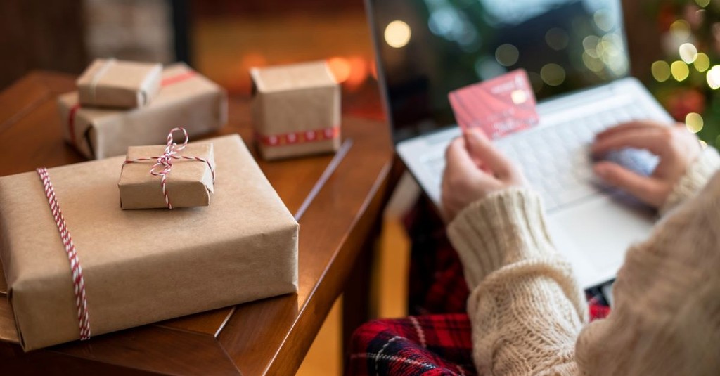 5 Reasons You Don’t Have to Do it All This Holiday Season