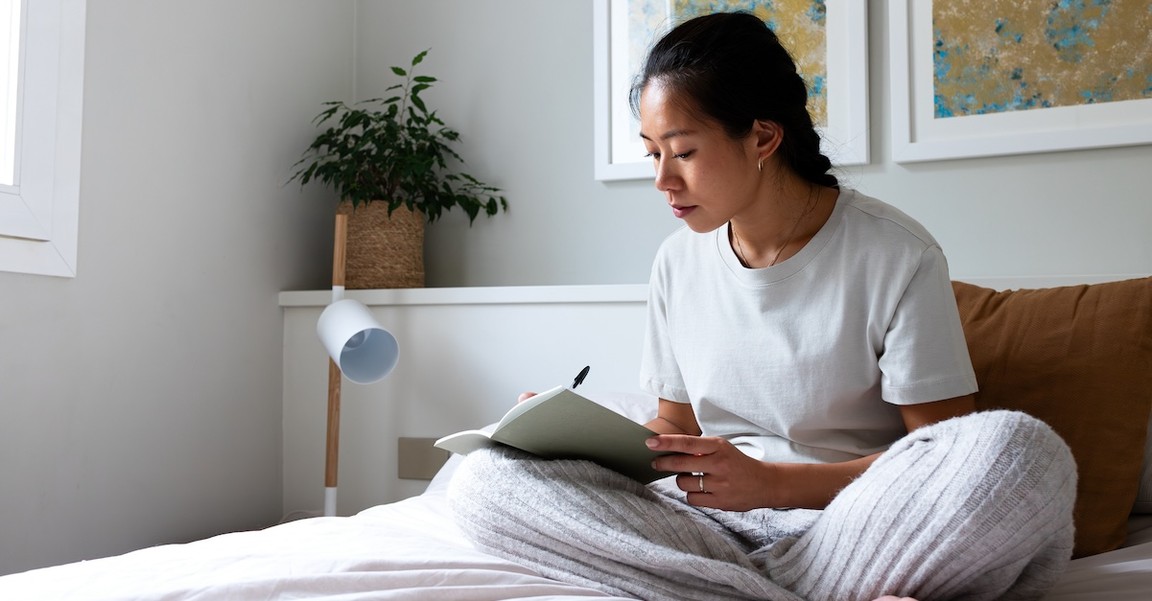 5 Comforting Psalms for When We Worry: A Guided Reflection Journal