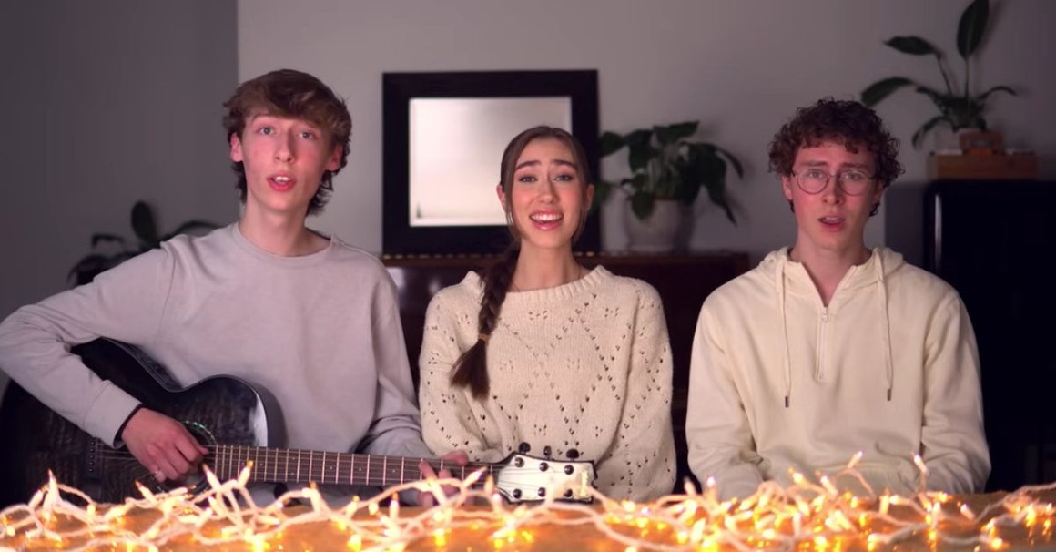 Trio Sings Chilling Rendition of ‘The First Noel’