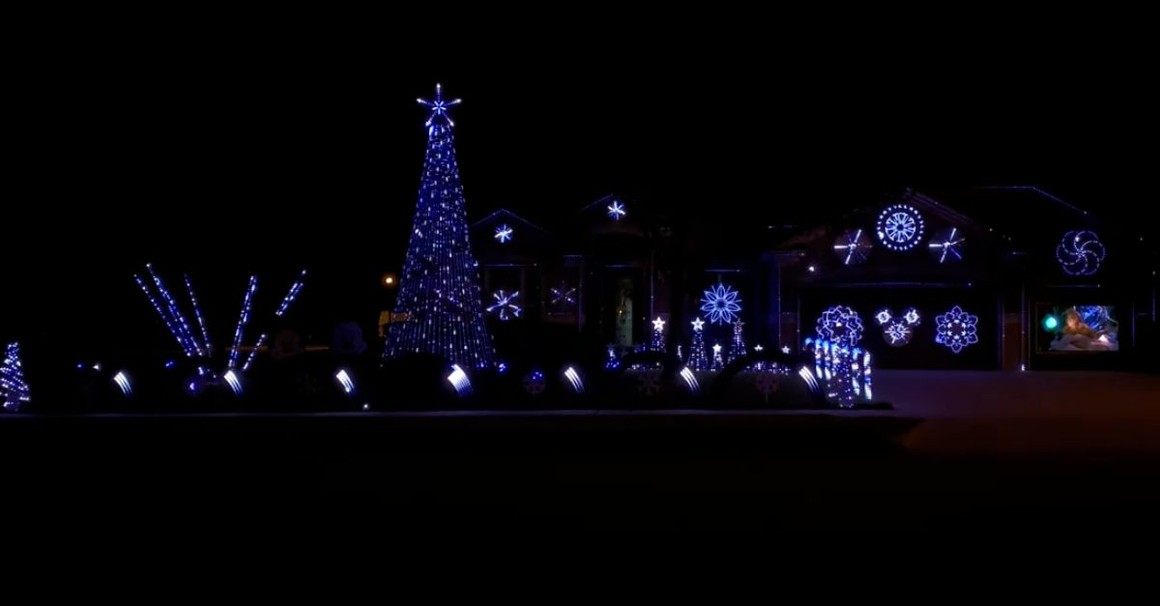 Christmas Light Show Set to ‘Where Are You Christmas’