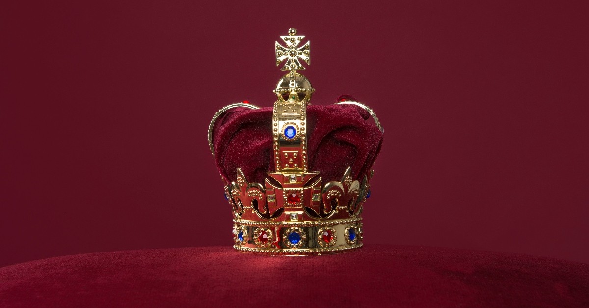 Red velvet jeweled crown, crown him now with many crowns hymn of praise