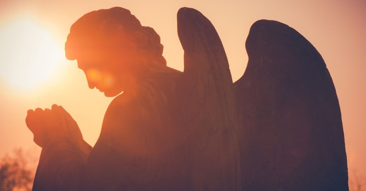 angel statue grave angels guardian wings heavenly being