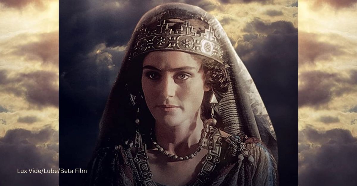 3. The Bible Collection: Esther (1999)
