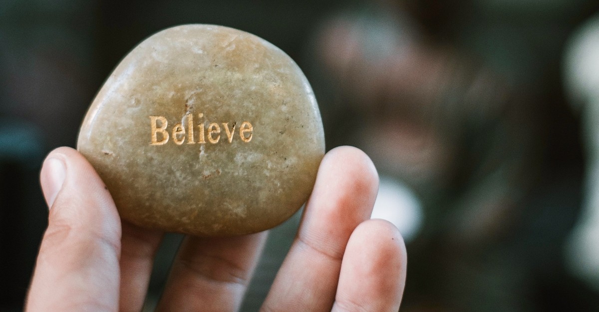 5. Decorate thankfulness stones.