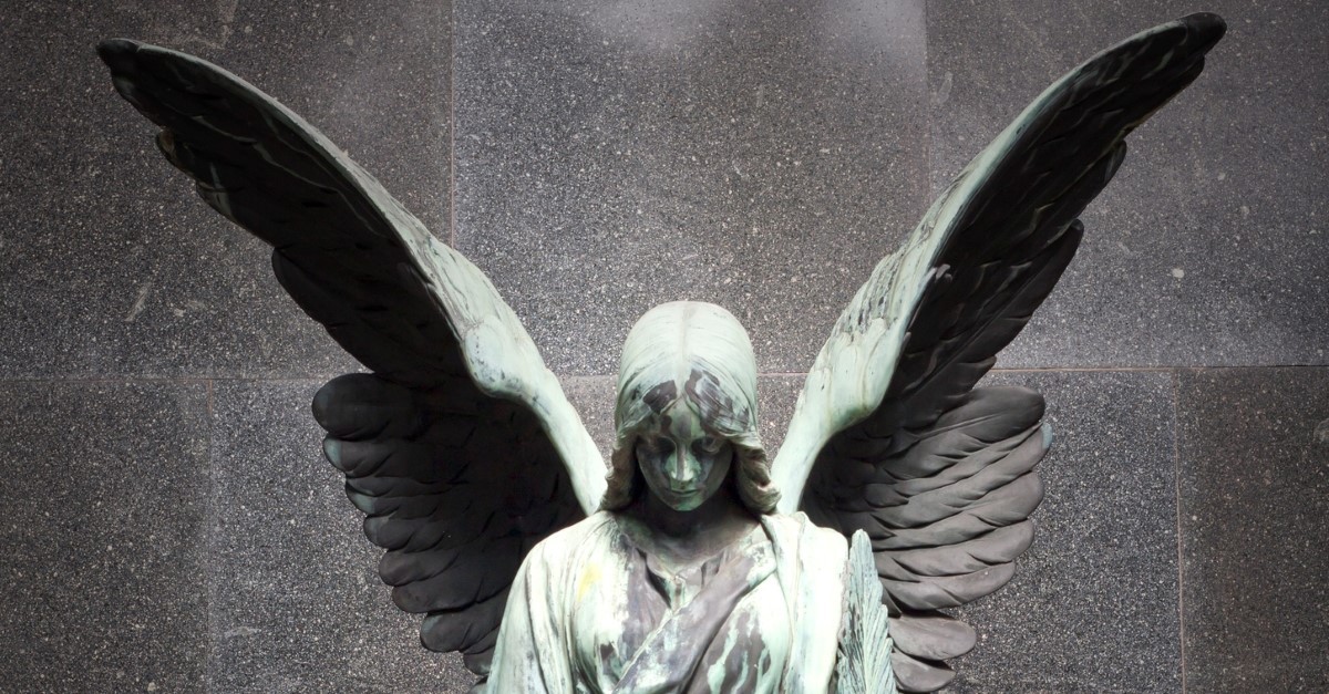 angel statue