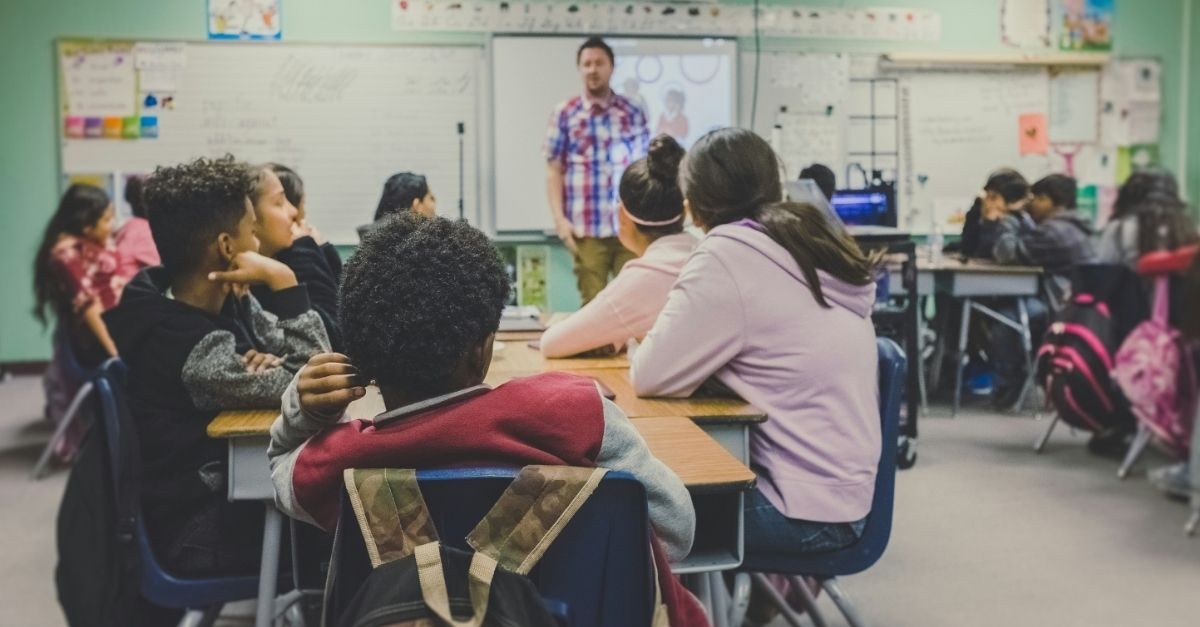 School Classroom; Prayers Parents Can Pray While Their Kids are in School