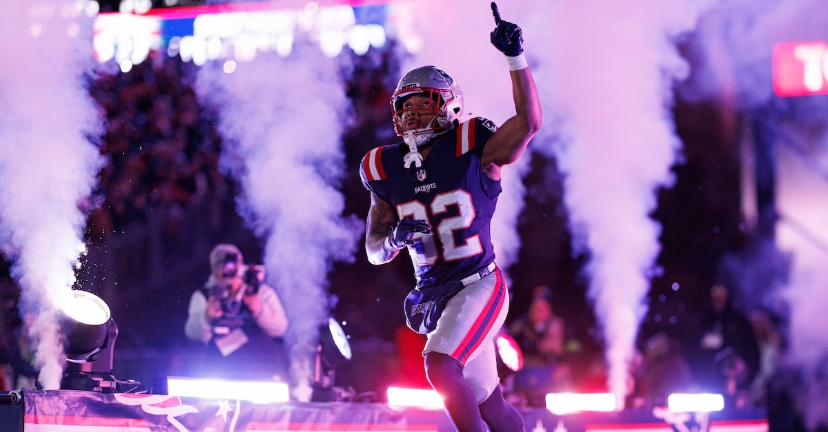 TreVeyon Henderson (running back, New England)