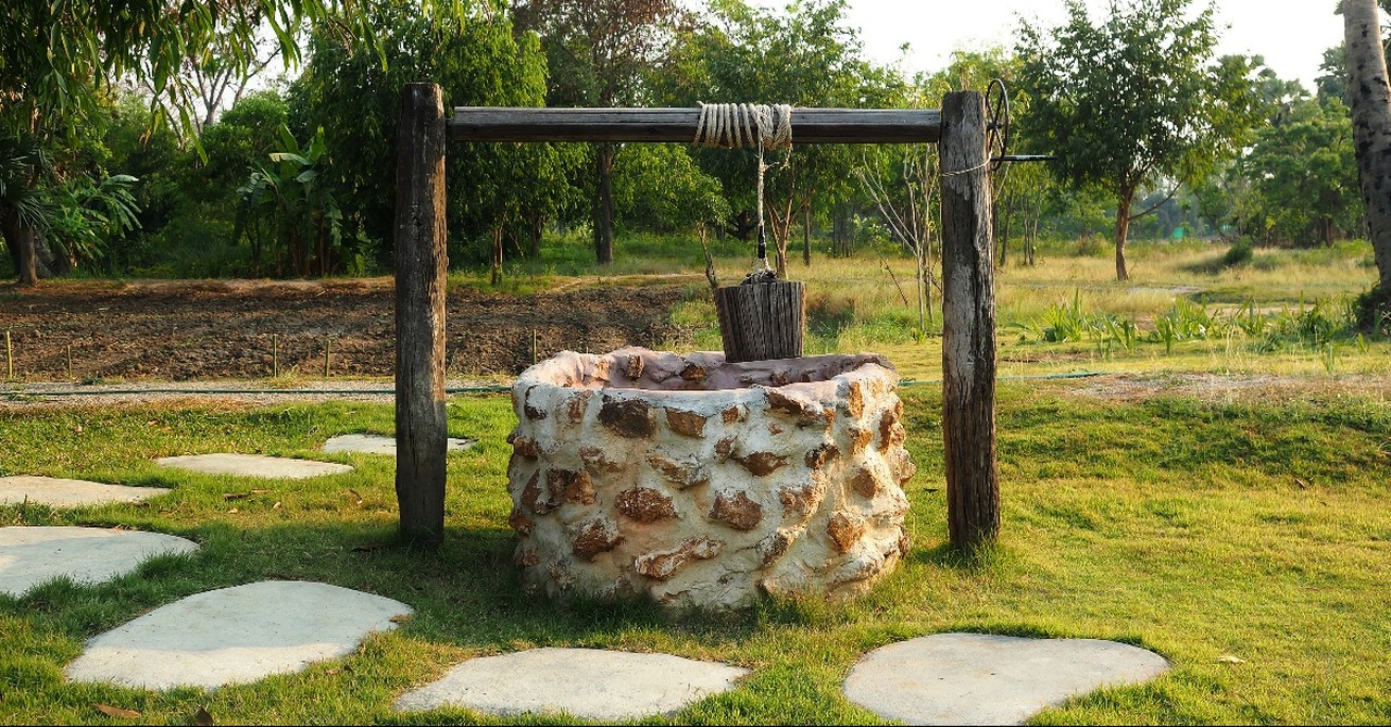 Ancient well, jesus talks to woman at the well