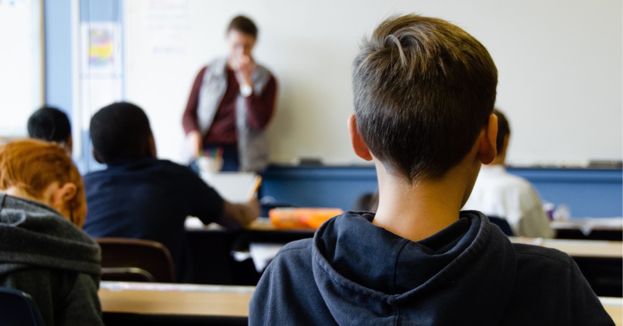 Kids in school, Oregon Threatens Christian Schools with Jail and Fines but Lets Public Schools Meet