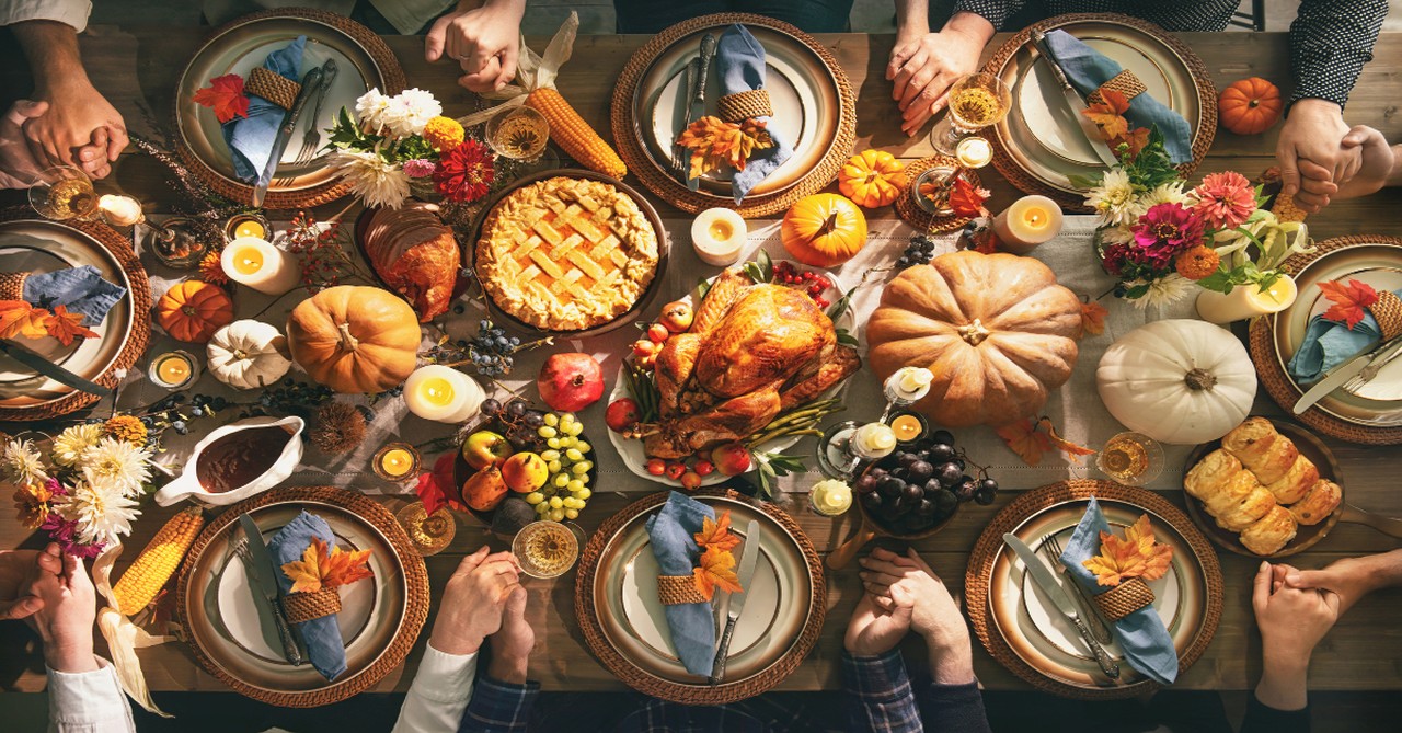 thanksgiving food on table