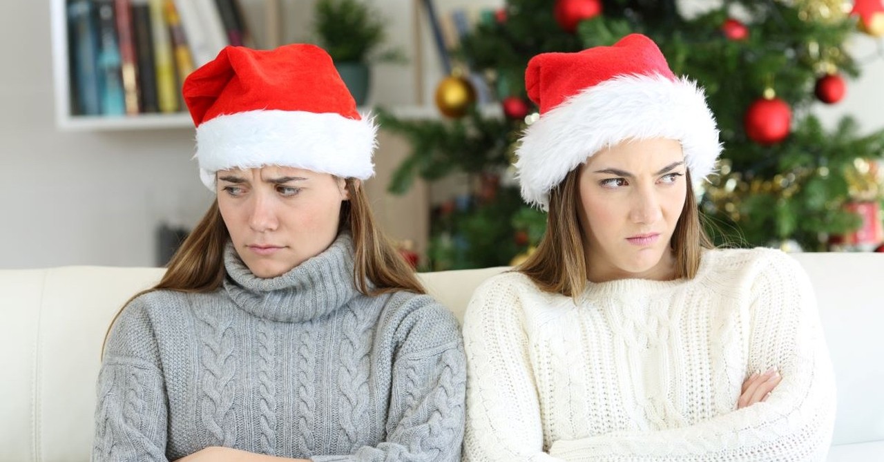 holidays christmas fighting annoyed siblings family narcissist