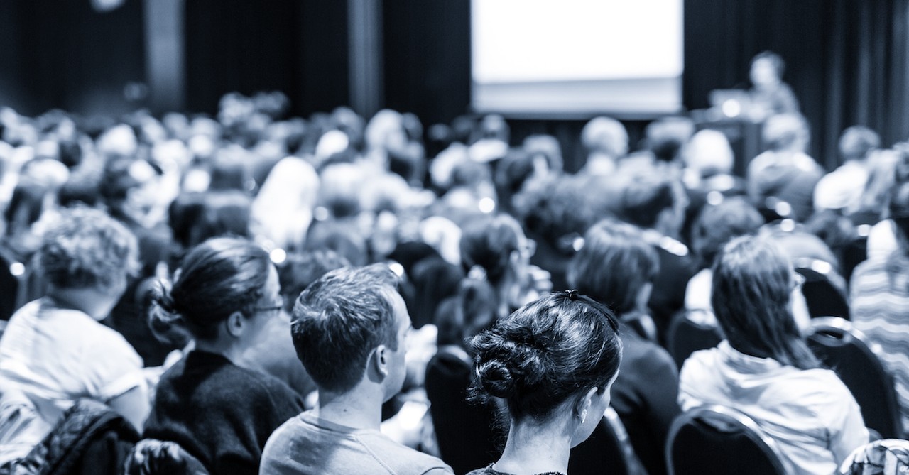 Conference speaker, louie giglio speaking