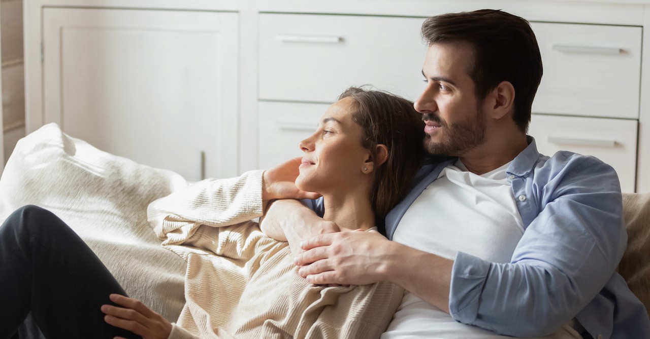 Husband and wife relaxing, 10 prayers Your Husband Needs You to Pray for Him