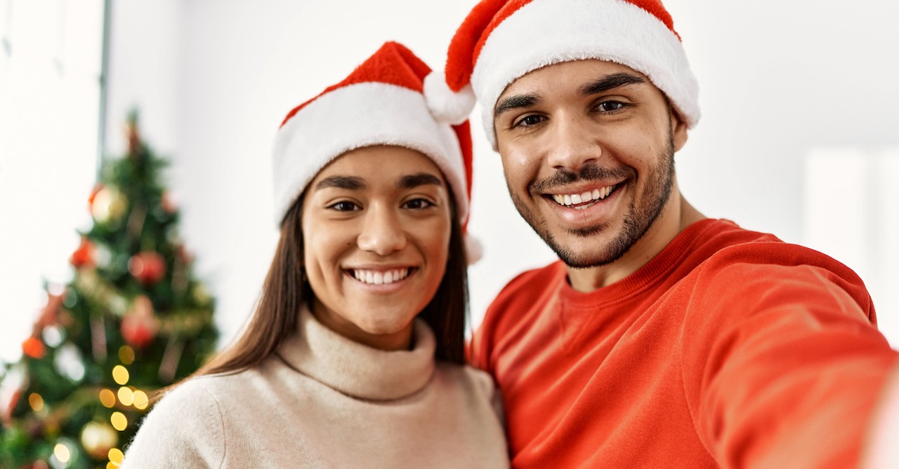 7 Ways to Create New Christmas Traditions as a Married Couple 