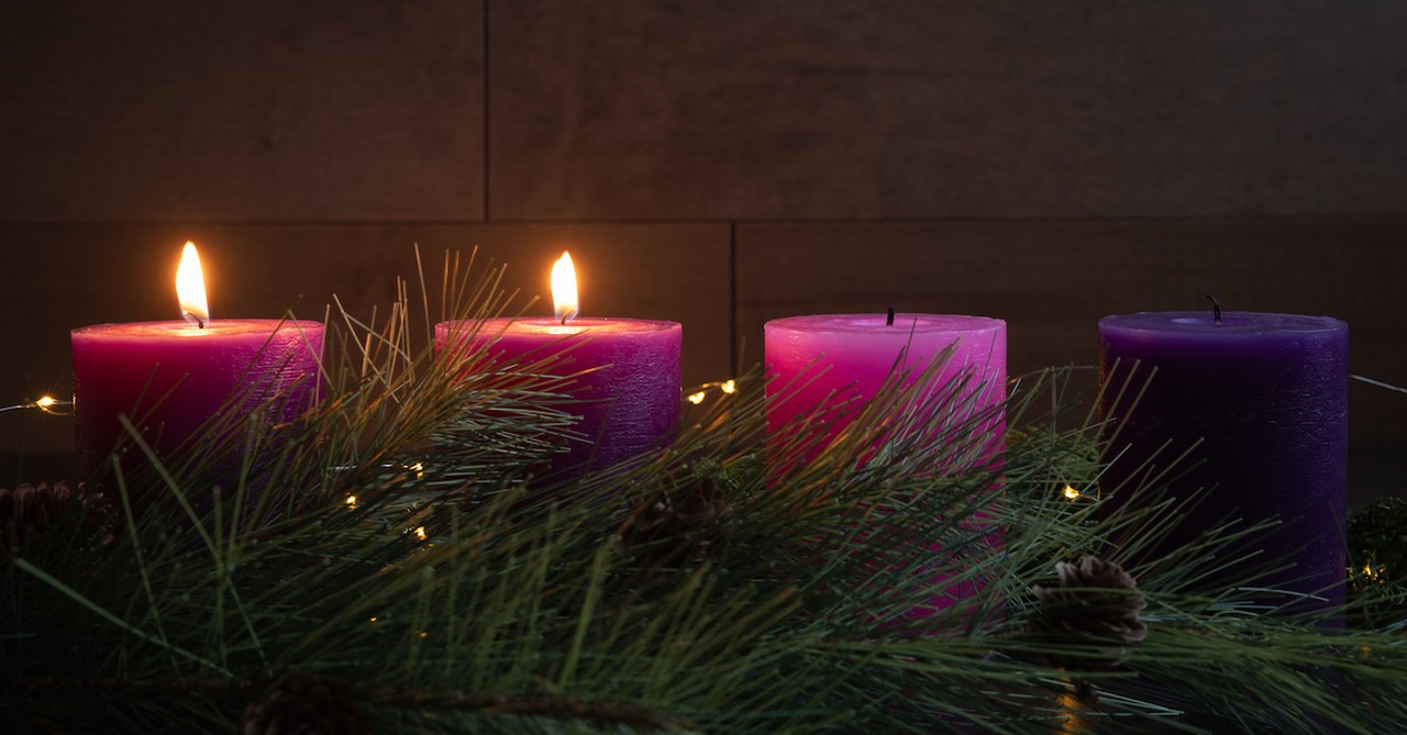 advent candles and wreathe