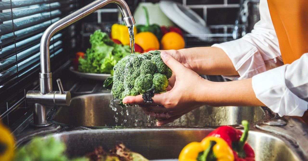 Washing fruits and vegetables